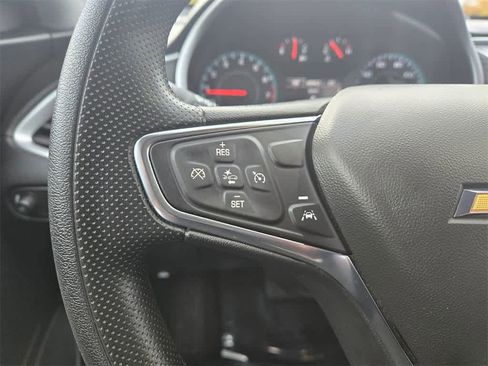 Used 2023 Chevrolet Malibu LT image 8