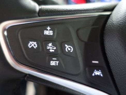 Used 2024 Chevrolet Equinox LT w/ LPO, Floor Liner Package FWD image 12