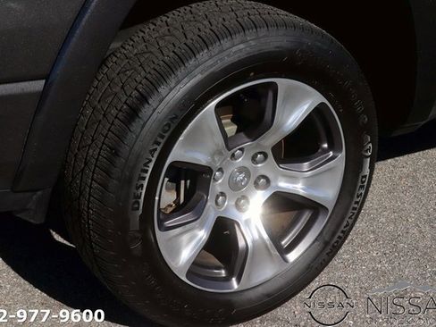 Used 2019 RAM 1500 Laramie image 7