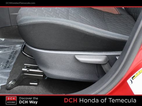 Used 2023 Nissan Kicks SR image 17