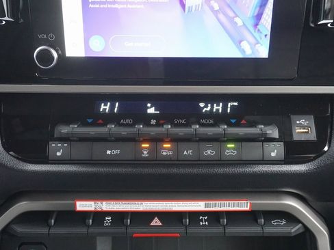 Used 2025 Toyota Tundra SR5 image 13