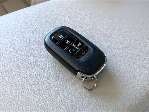 Used 2025 Honda CR-V EX-L image 26