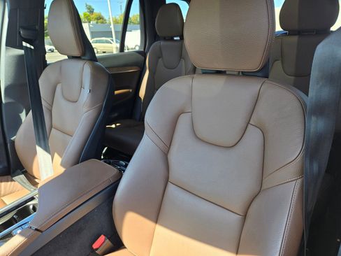 Used 2024 Volvo XC90 T8 Plus image 16