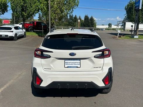Used 2024 Subaru Crosstrek 2.0i Premium w/ Crosstrek Mirror Package AWD/4WD image 6