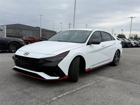 Used 2022 Hyundai Elantra N image 2