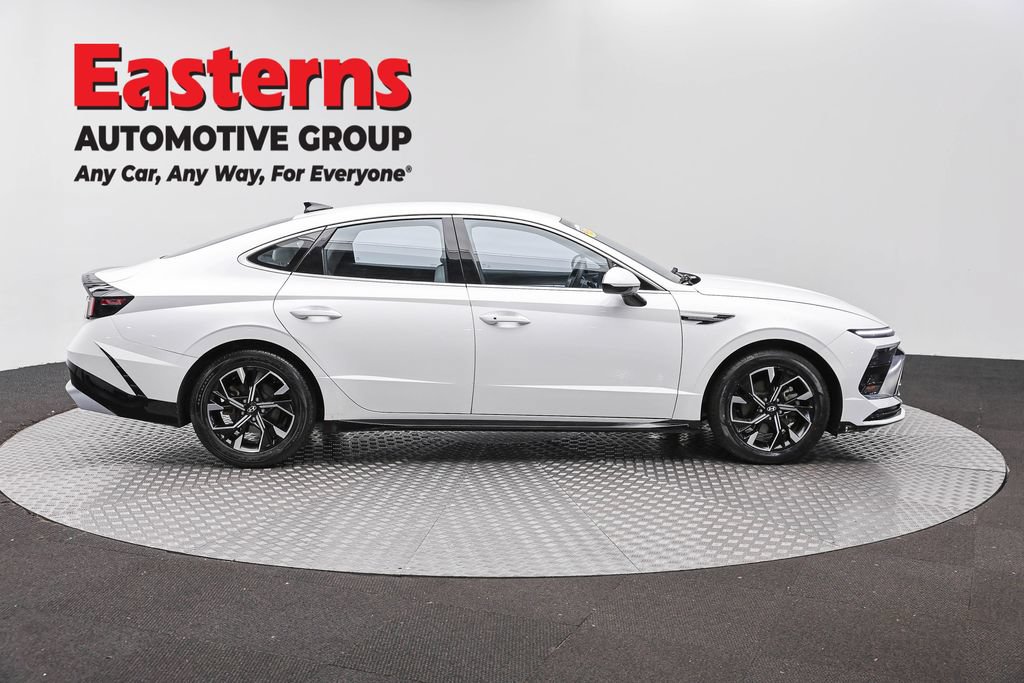 Used 2024 Hyundai Sonata SEL FWD image 5