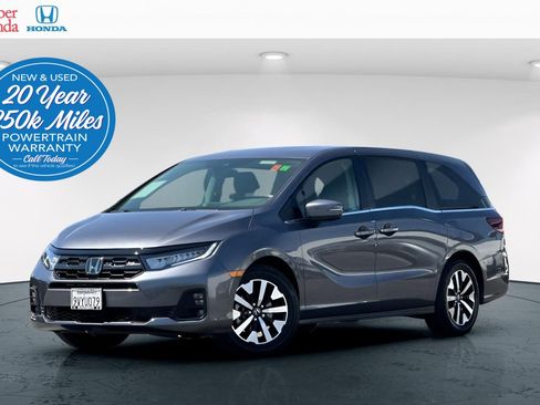 Certified 2026 Honda Odyssey EX-L image 1