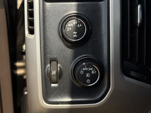 Used 2014 GMC Sierra 1500 SLE w/ SLE Value Package AWD/4WD image 24