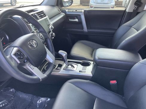 Used 2022 Toyota 4Runner TRD Sport image 12