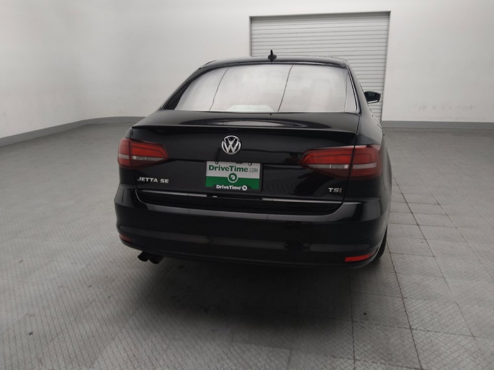 Used 2017 Volkswagen Jetta SE FWD image 7