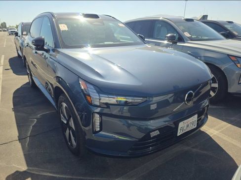 Used 2025 Volvo EX90 Plus AWD/4WD image 3
