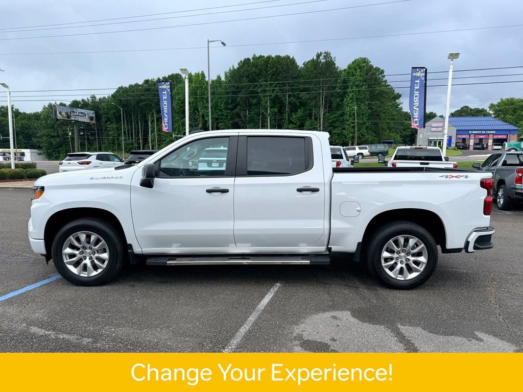 Used 2023 Chevrolet Silverado 1500 Custom AWD/4WD image 3