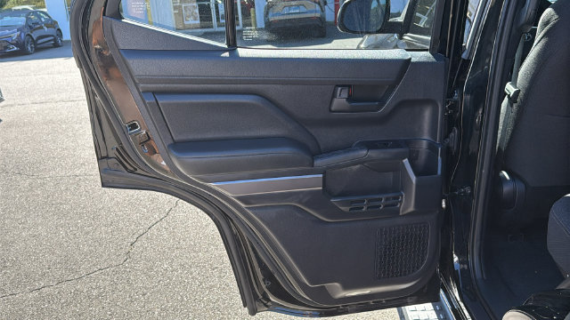 Certified 2025 Toyota 4Runner SR5 AWD/4WD image 20