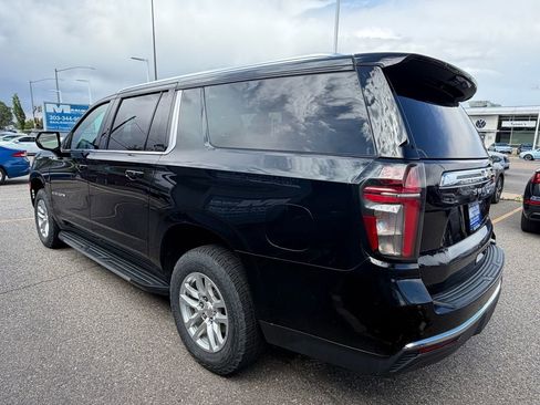 Used 2024 Chevrolet Suburban LT AWD/4WD image 4