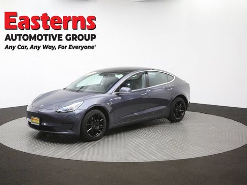 Used 2020 Tesla Model 3 Standard Range Plus RWD image 50