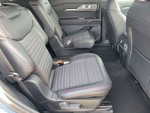 Used 2026 Ford Explorer ST-Line w/ ST-Line Street Pack RWD image 15