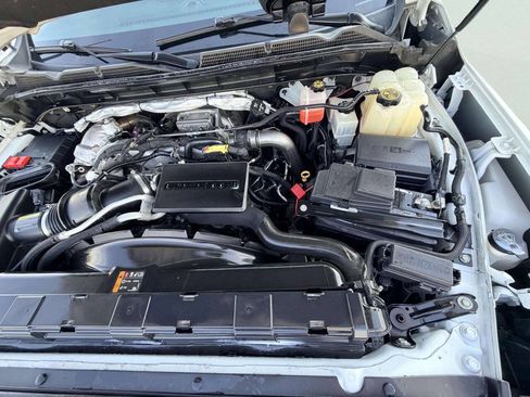 Used 2021 GMC Sierra 3500 4x4 Crew Cab w/ Convenience Package image 13