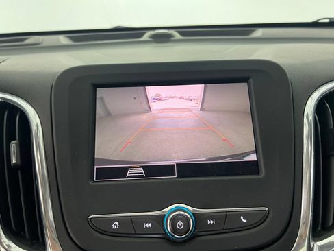 Used 2023 Chevrolet Equinox LT FWD image 13