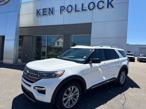 Certified 2023 Ford Explorer Limited w/ Equipment Group 301A AWD/4WD image 2
