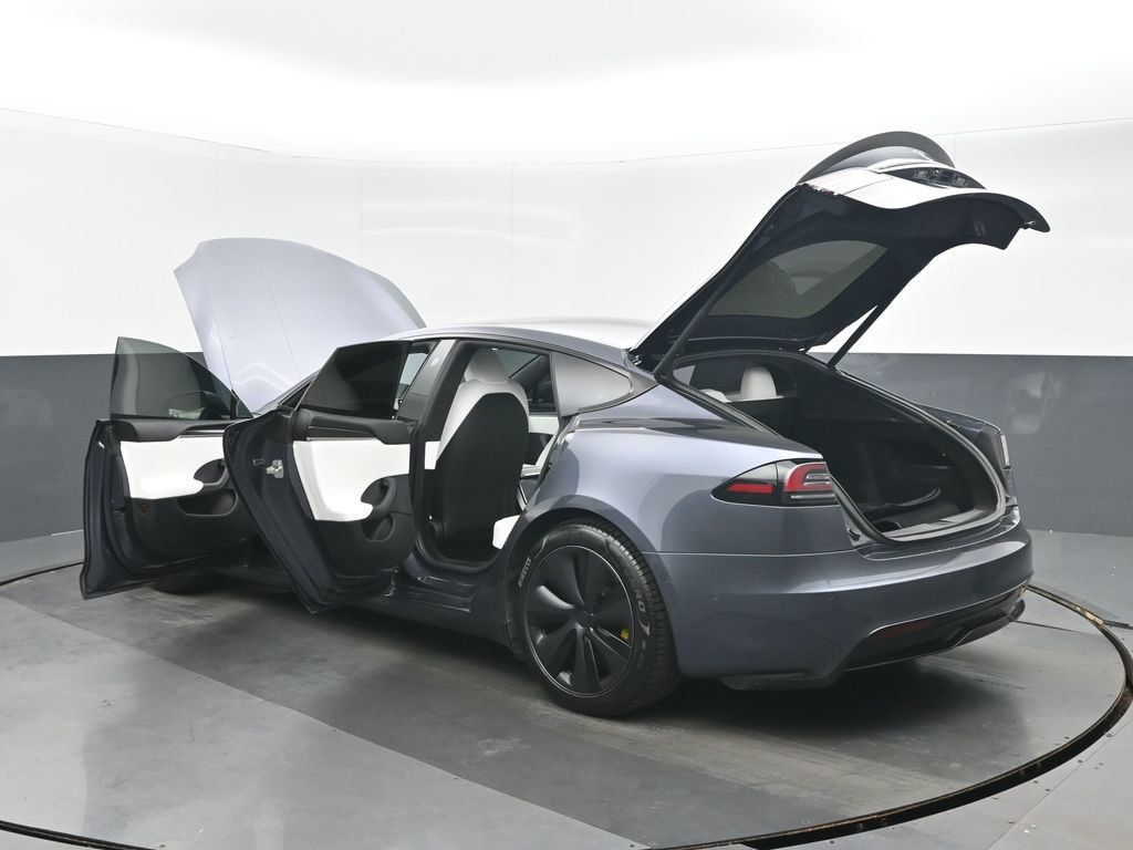 Used 2023 Tesla Model S Plaid AWD/4WD image 41
