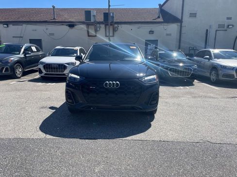 Used 2023 Audi SQ5 Premium Plus w/ Premium Plus Package image 9