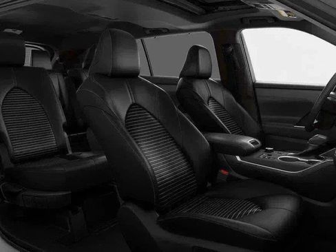 New 2026 Toyota Highlander XSE AWD/4WD image 14