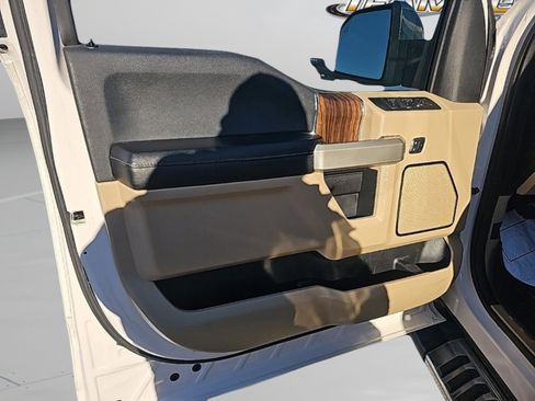 Used 2016 Ford F150 Lariat image 23