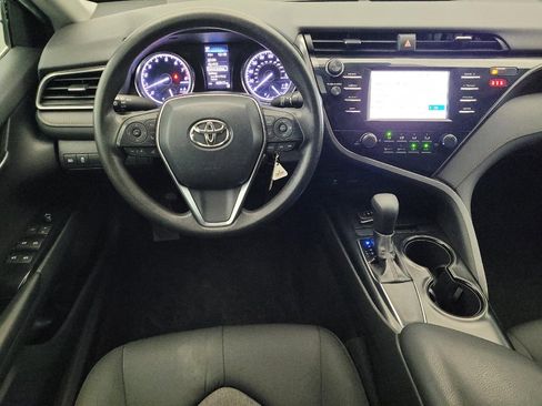 Used 2019 Toyota Camry LE image 22