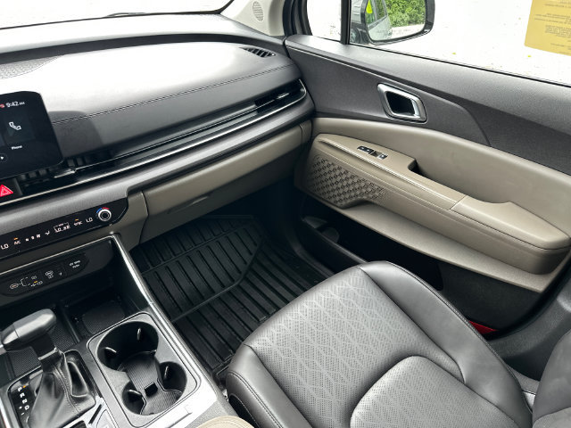Used 2026 Kia Carnival EX FWD image 20