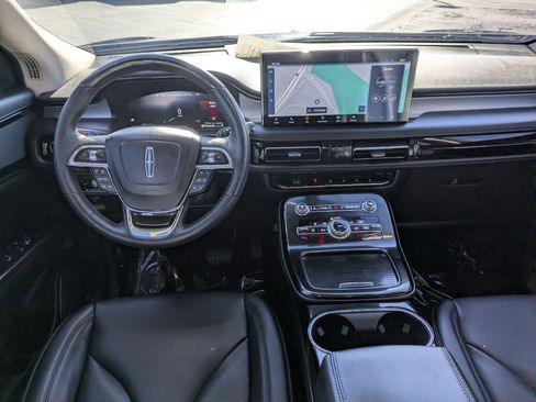 Used 2023 Lincoln Nautilus Standard w/ Premium Package image 28