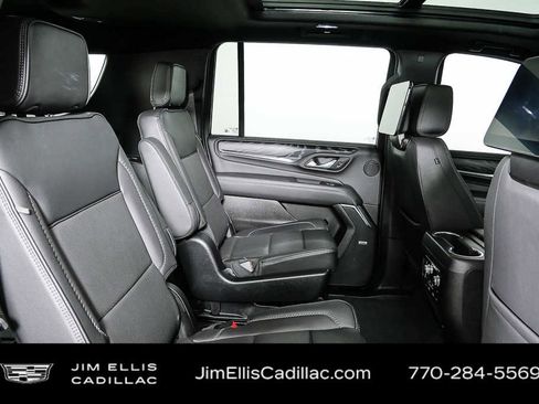 Used 2023 GMC Yukon XL Denali w/ Denali Reserve Package image 44