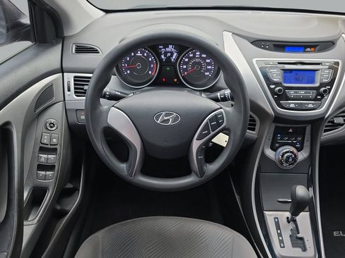Used 2013 Hyundai Elantra GLS FWD image 14