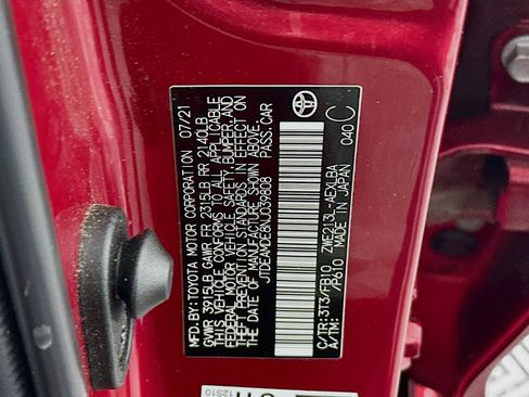 Used 2022 Toyota Corolla LE image 12