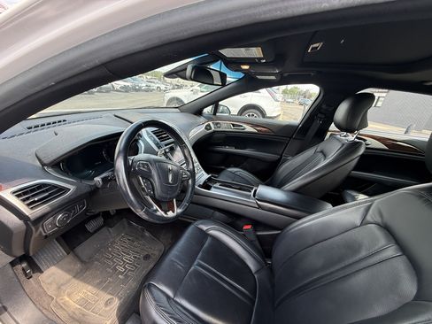 Used 2017 Lincoln MKZ Reserve w/ Technology Package AWD/4WD image 8
