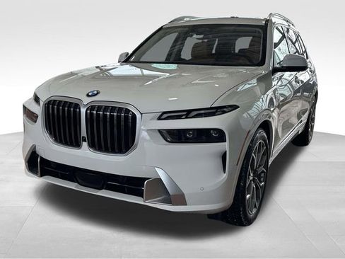 New 2026 BMW X7 xDrive40i image 5