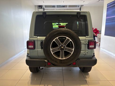 Used 2023 Jeep Wrangler Unlimited Sahara w/ Cold Weather Group AWD/4WD image 3