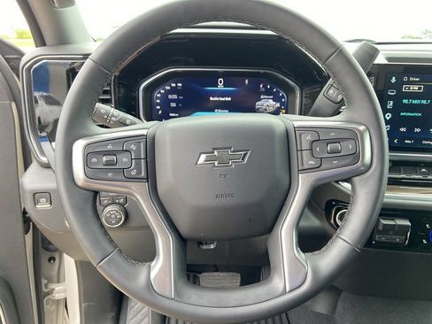 Used 2026 Chevrolet Silverado 1500 RST AWD/4WD image 35