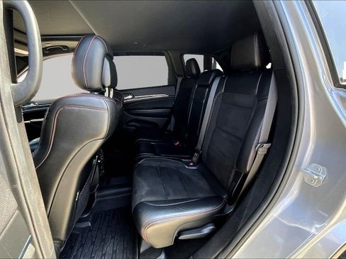 Used 2019 Jeep Grand Cherokee Trailhawk AWD/4WD image 23