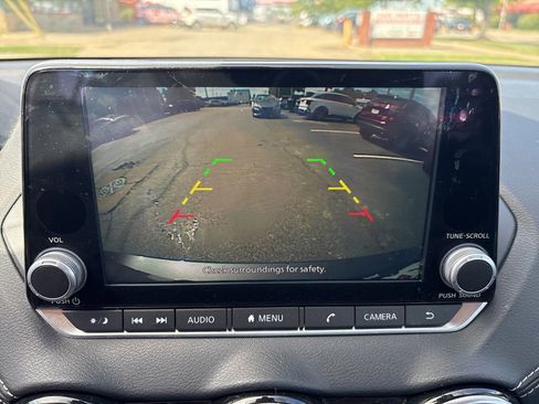 Used 2022 Nissan Sentra SV image 16