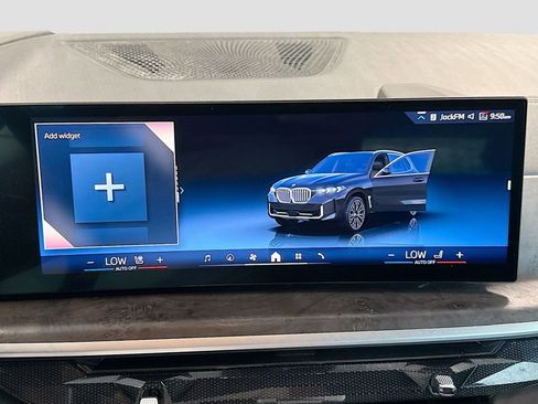 Used 2024 BMW X5 sDrive40i image 16