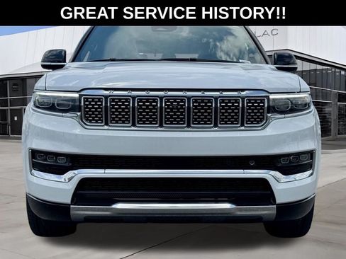 Used 2023 Jeep Grand Wagoneer Series III AWD/4WD image 4