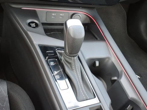 Used 2026 Nissan Sentra SV w/ SV Convenience Package FWD image 21