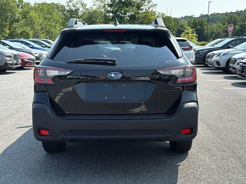 Certified 2023 Subaru Outback Onyx Edition AWD/4WD image 5