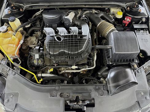 Used 2013 Chrysler 200 Touring FWD image 26