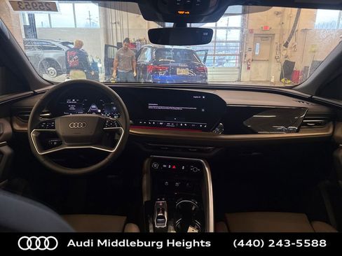 New 2025 Audi Q5 2.0T Premium Plus image 14