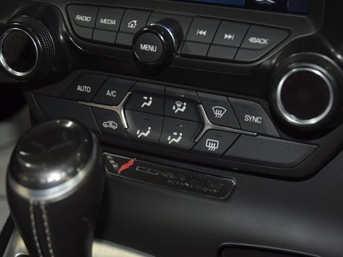 Used 2016 Chevrolet Corvette Stingray Convertible w/ Battery Protection Package image 33