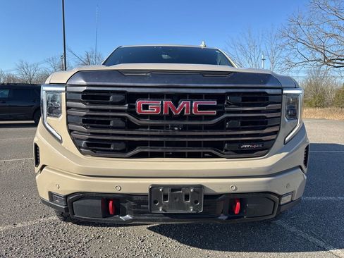Used 2022 GMC Sierra 1500 AT4X image 3