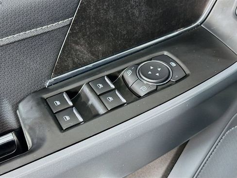 Certified 2022 Ford F150 XLT w/ Equipment Group 302A High image 20