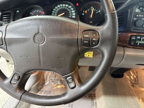 Used 2004 Buick Le Sabre Custom FWD image 20