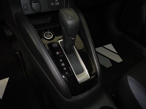 New 2025 Nissan Versa SV w/ Trunk Package FWD image 21